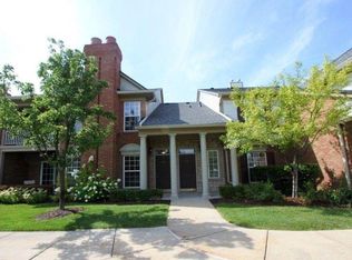 5364 Brookemonte Cir #1, Rochester, MI 48306