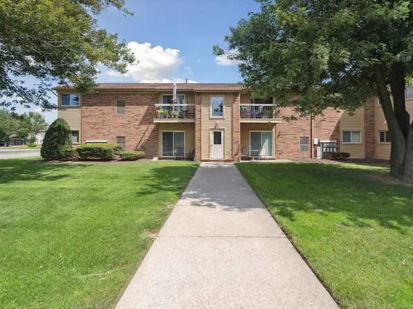 34690 Clarkson Dr W APT 26, Fraser, MI 48026