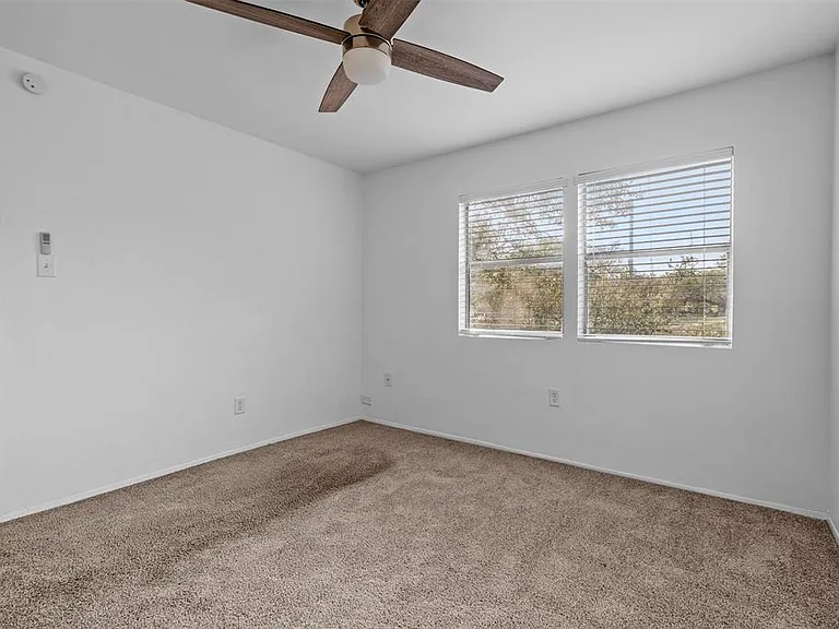 4413 Whispering Valley Dr #D — Photo 10