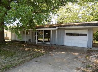 690 Indianapolis Rd, Mooresville, IN 46158