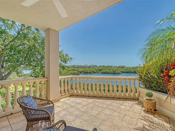 5440 Eagles Point Cir APT 101, Sarasota, FL 34231