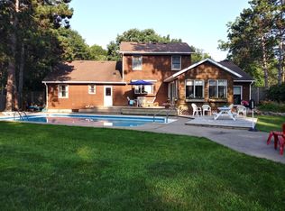 203 Meadow Dr N, Hudson, WI 54016