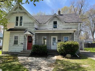 225 N Lincoln Ave, Alma, MI 48801