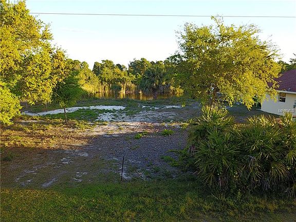 2nd image of 15840 Hennipen Cir