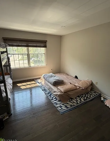 317 Raymound Blvd — Photo 5