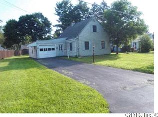 103 Waterbury Dr, North Syracuse, NY 13212