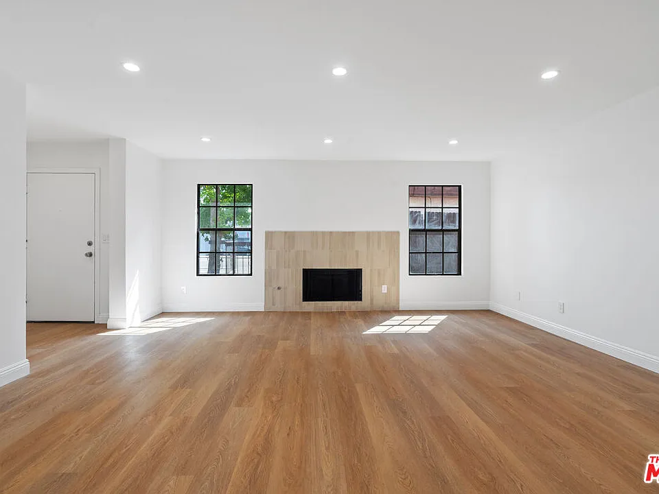2541 Stoner Ave #2