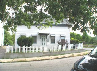 121 Olo St, Woonsocket, RI 02895