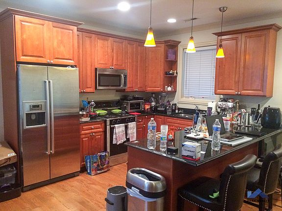 4th image of 6318 N Albany Ave #6318