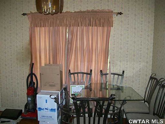 5th image of 64 Hickory Hills Dr