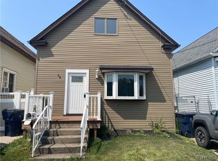 38 Rich Pl, Lackawanna, NY 14218