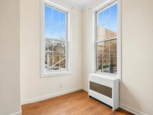 109 Moffat Street image 3 of 5