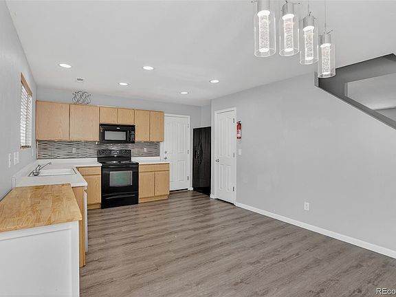 3rd image of 10671 Upper Ridge Road