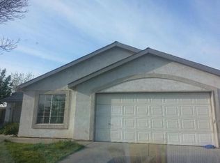 723 Digges Ln, Bakersfield, CA 93307