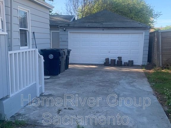 2nd image of 4018 12th Ave