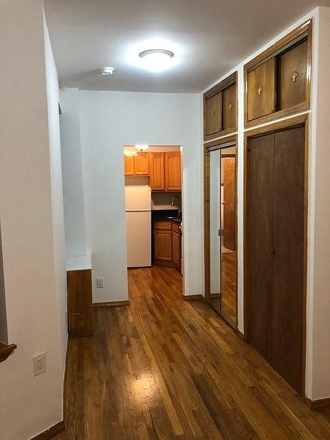 2nd image of 343 E 65th St APT 1FW
