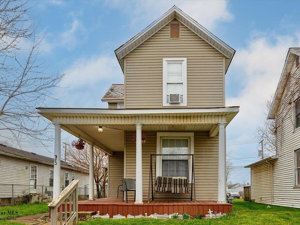 1st image of 725 N Pierce Ave