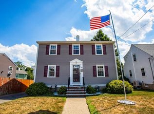 14 Sanford St, Hyde Park, MA 02136