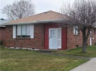 91 Raymond Ave, Cheektowaga, NY 14227