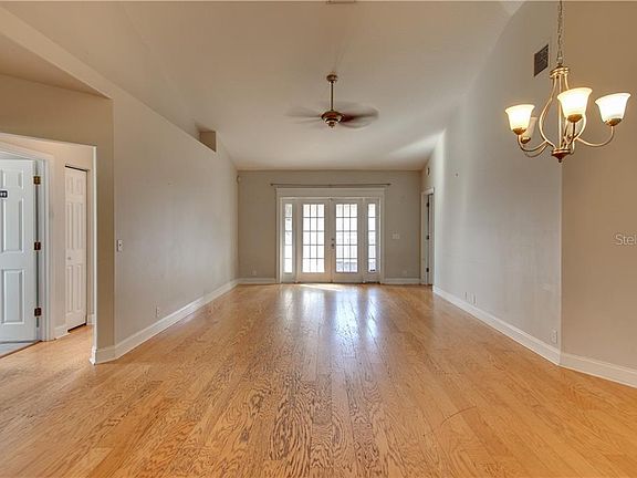 4th image of 1732 Summer Breeze Way