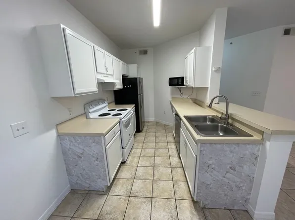 7915 Preserve Cir, Naples, FL