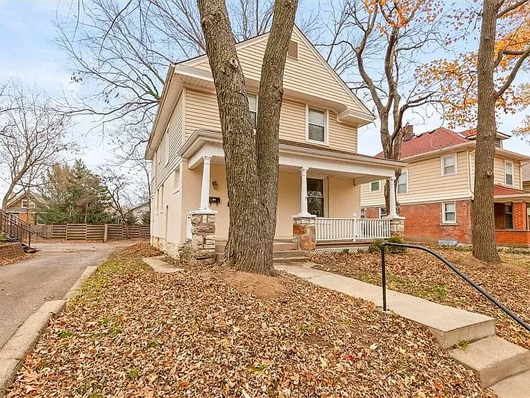 4007 Genessee St — Photo 3