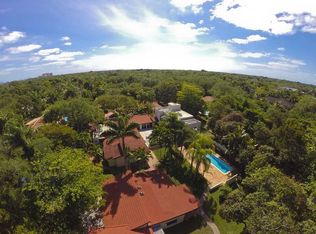 7832 Ponce De Leon Rd, Miami, FL 33143