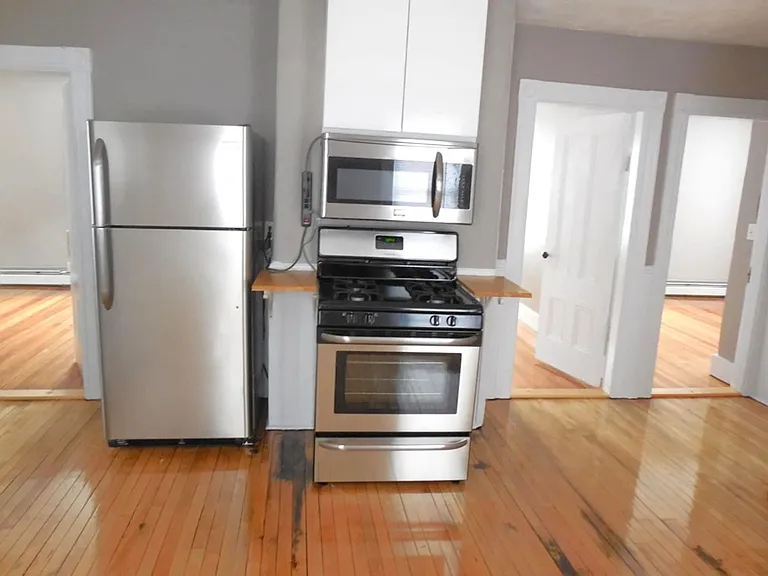 103 Tell Street — Photo 6