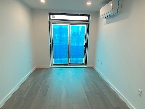 3rd image of 6915 15th Ave APT 2F