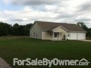 15960 N Willet Rd, Centralia, MO 65240