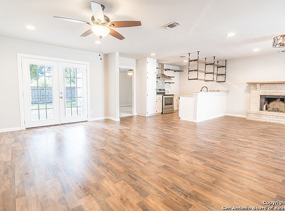 4th image of 6526 Halter Ln