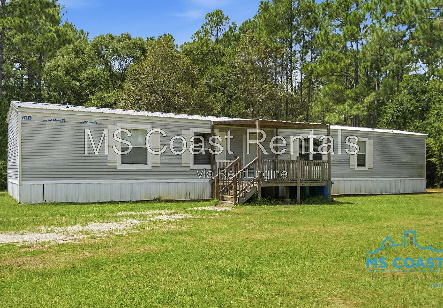 3 bed, 2.0 bath, 1216 sqft, $1,549 — Photo 2