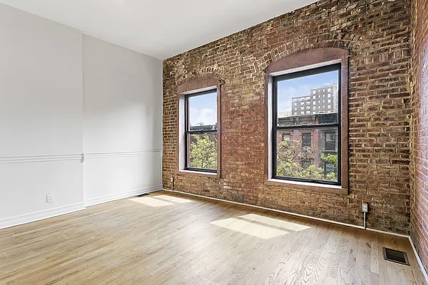 Rented by Compass | media 6