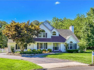 9 Mirabelle Ct Mount Sinai Ny 11766 Zillow