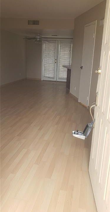 1st image of 512 Kristin Ln