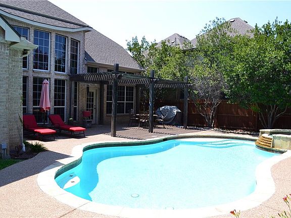 4th image of 1319 Haddington Ln