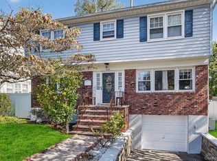 349 Hawthorne Ter, Mount Vernon, NY 10552
