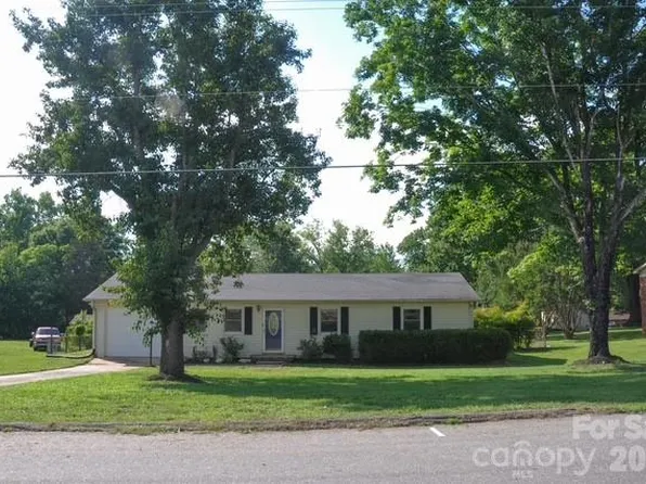 109 Oxford St, Shelby, NC 28152