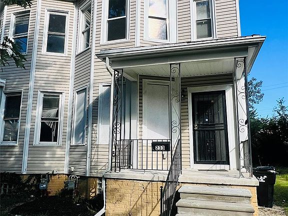 2nd image of 233 Leicester Ct