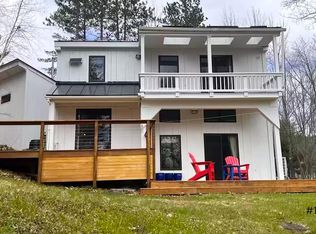 498 New Boston Rd, Norwich, VT 05055