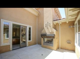 79 Hallmark, Irvine, CA 92620