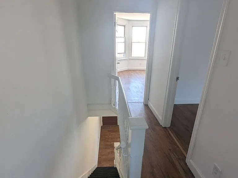 2214 Yelland St — Photo 4