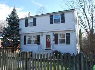2500 Hayden Dr, Silver Spring, MD 20902