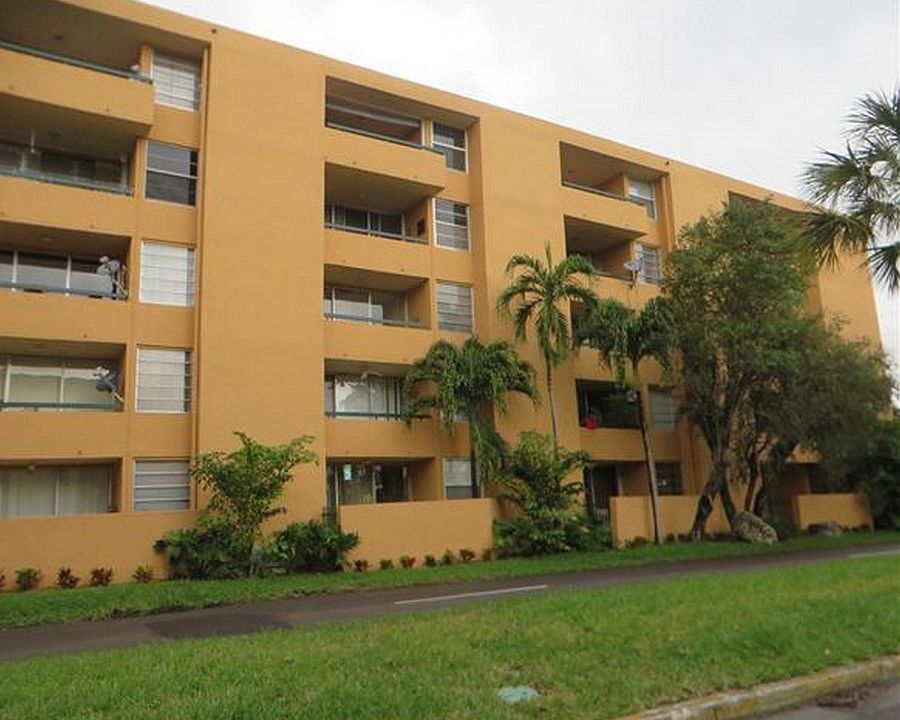 1st image of 802 NW 87th Ave APT 512