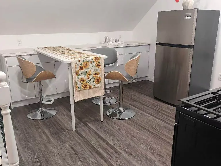 375 Ross Ave #2 — Photo 8