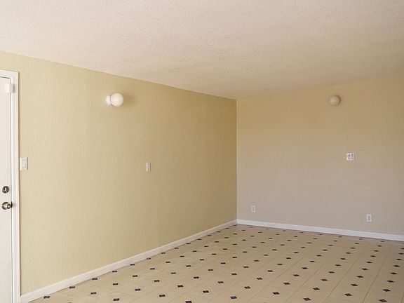 4th image of 5046 N 35th Ave