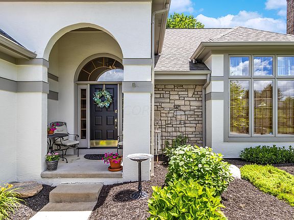 3rd image of 316 Sterling Ct