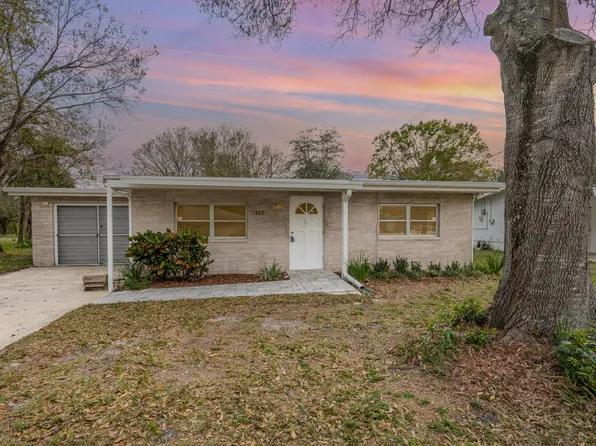 1869 Pinewood Rd, Melbourne, FL 32934