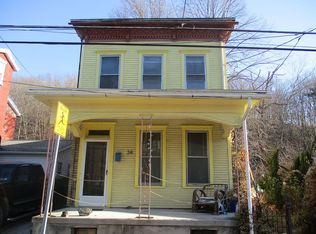 34 River St, Cressona, PA 17929