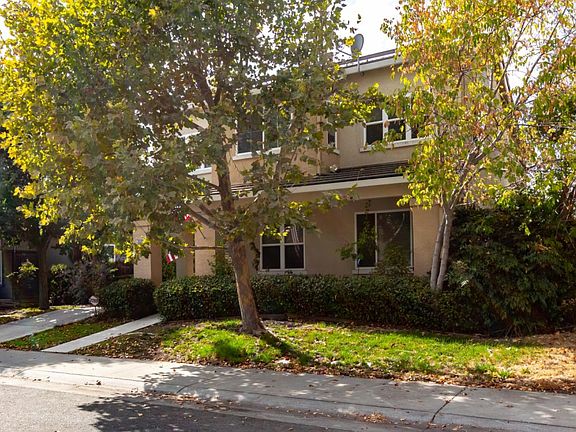 4th image of 3335 Luna Nuevo St